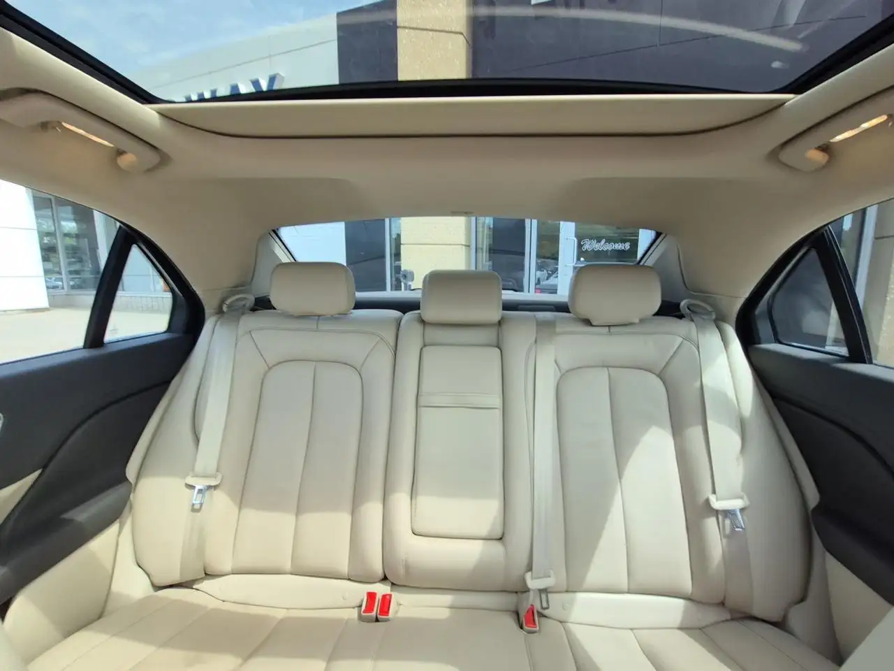 Lincoln Continental снимка Lincoln Continental
