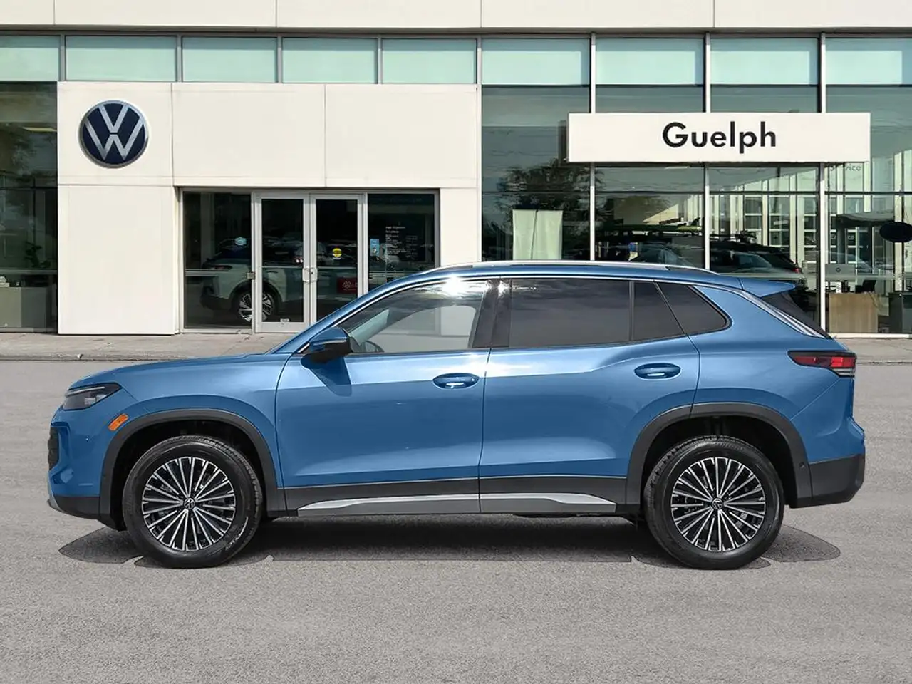 Volkswagen Tiguan снимка Volkswagen Tiguan