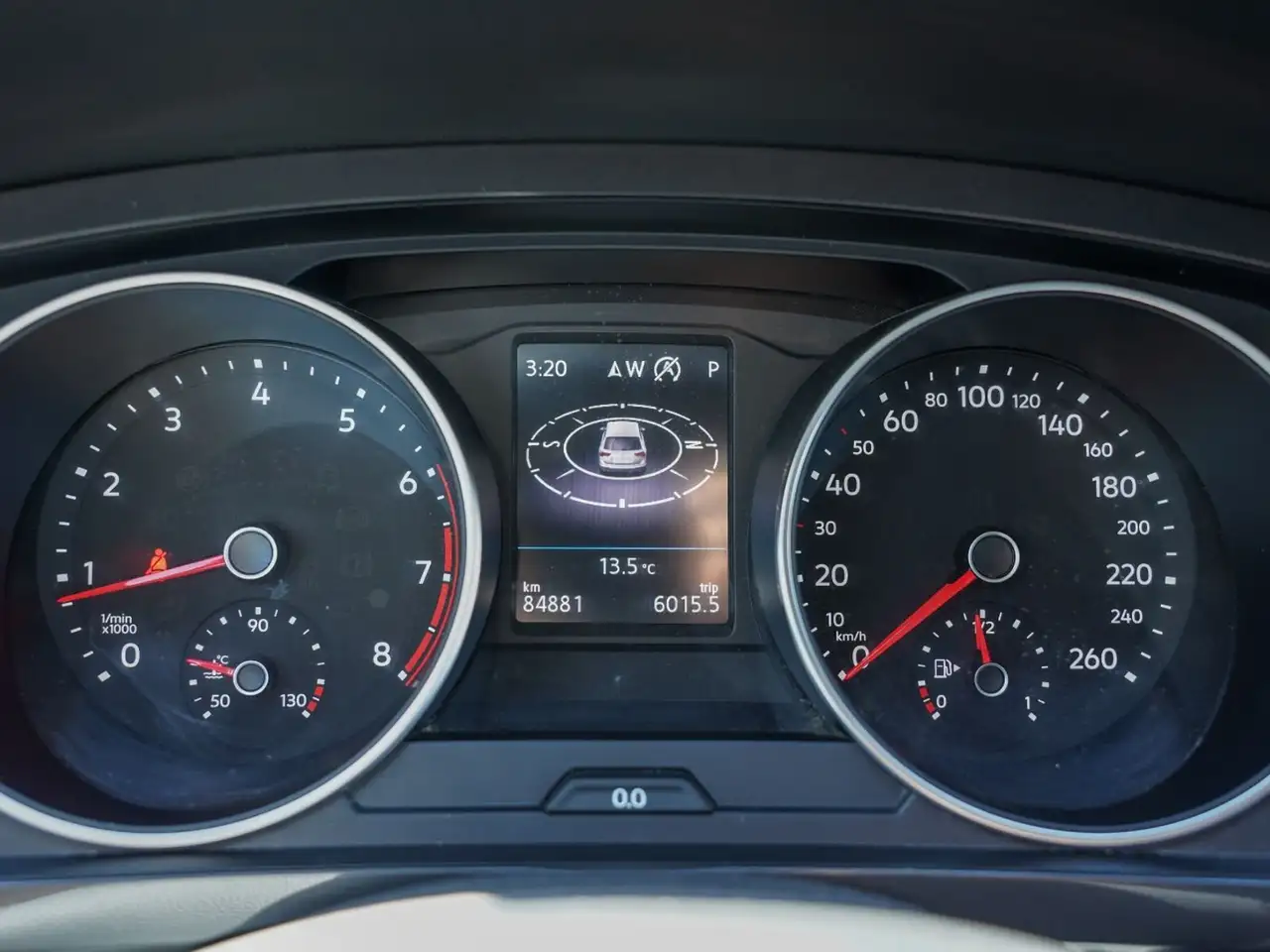 Volkswagen Tiguan снимка Volkswagen Tiguan