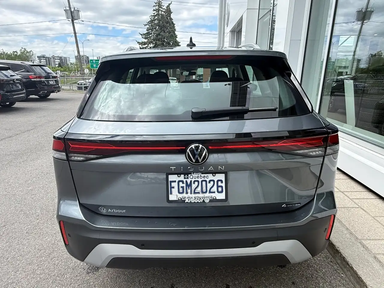 Volkswagen Tiguan photo Volkswagen Tiguan