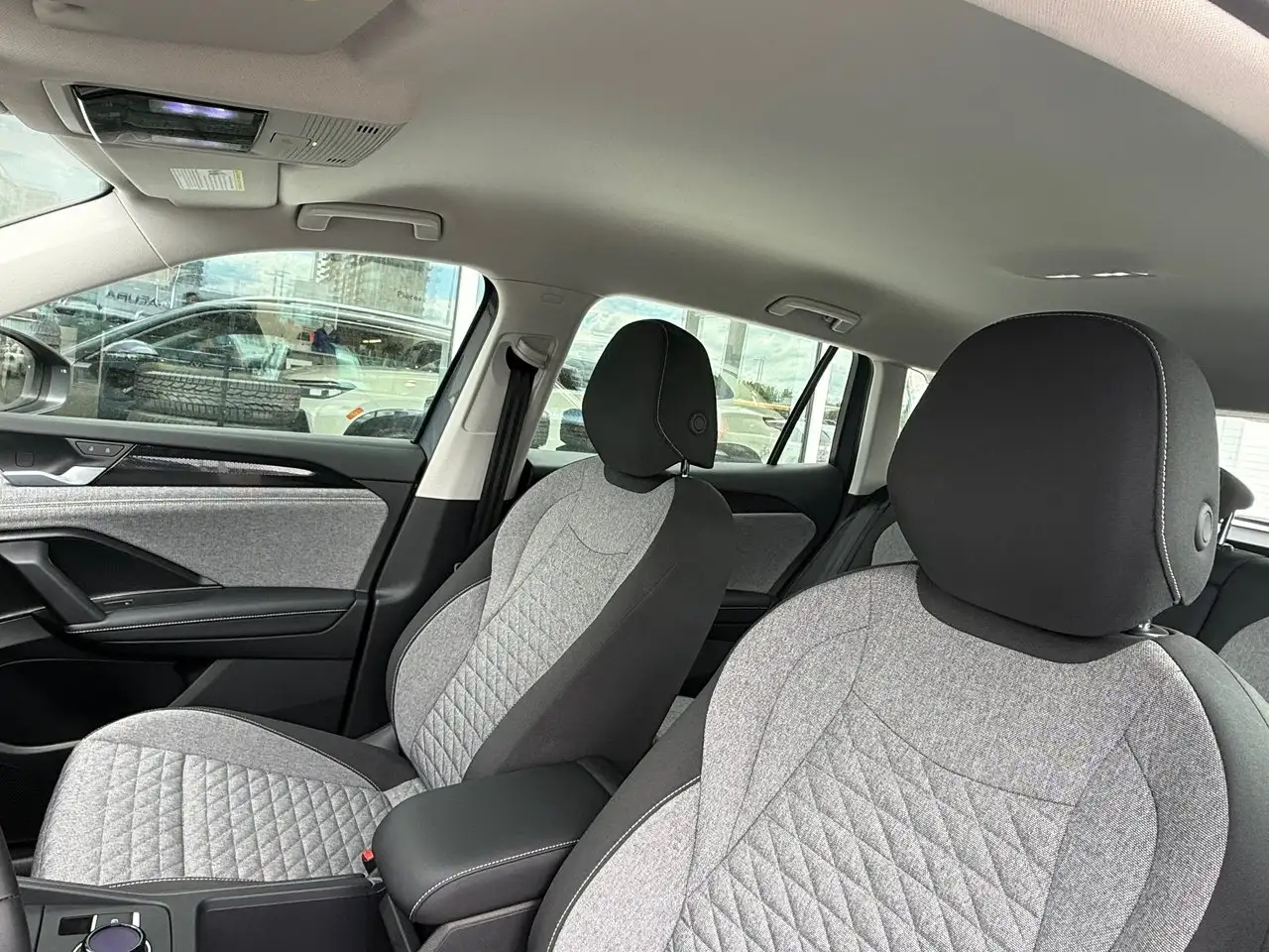 Volkswagen Tiguan photo Volkswagen Tiguan
