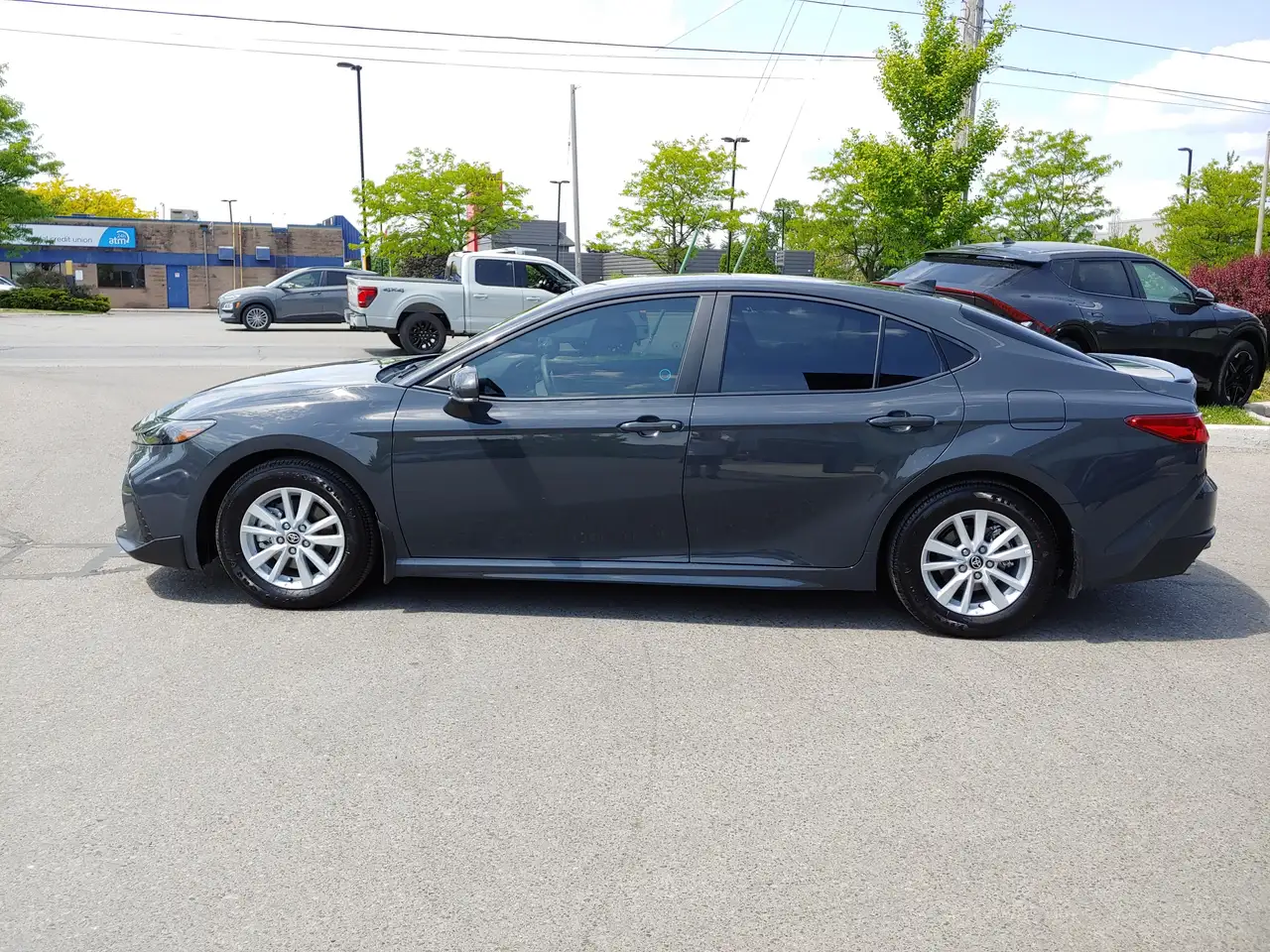 Toyota Camry photo Toyota Camry