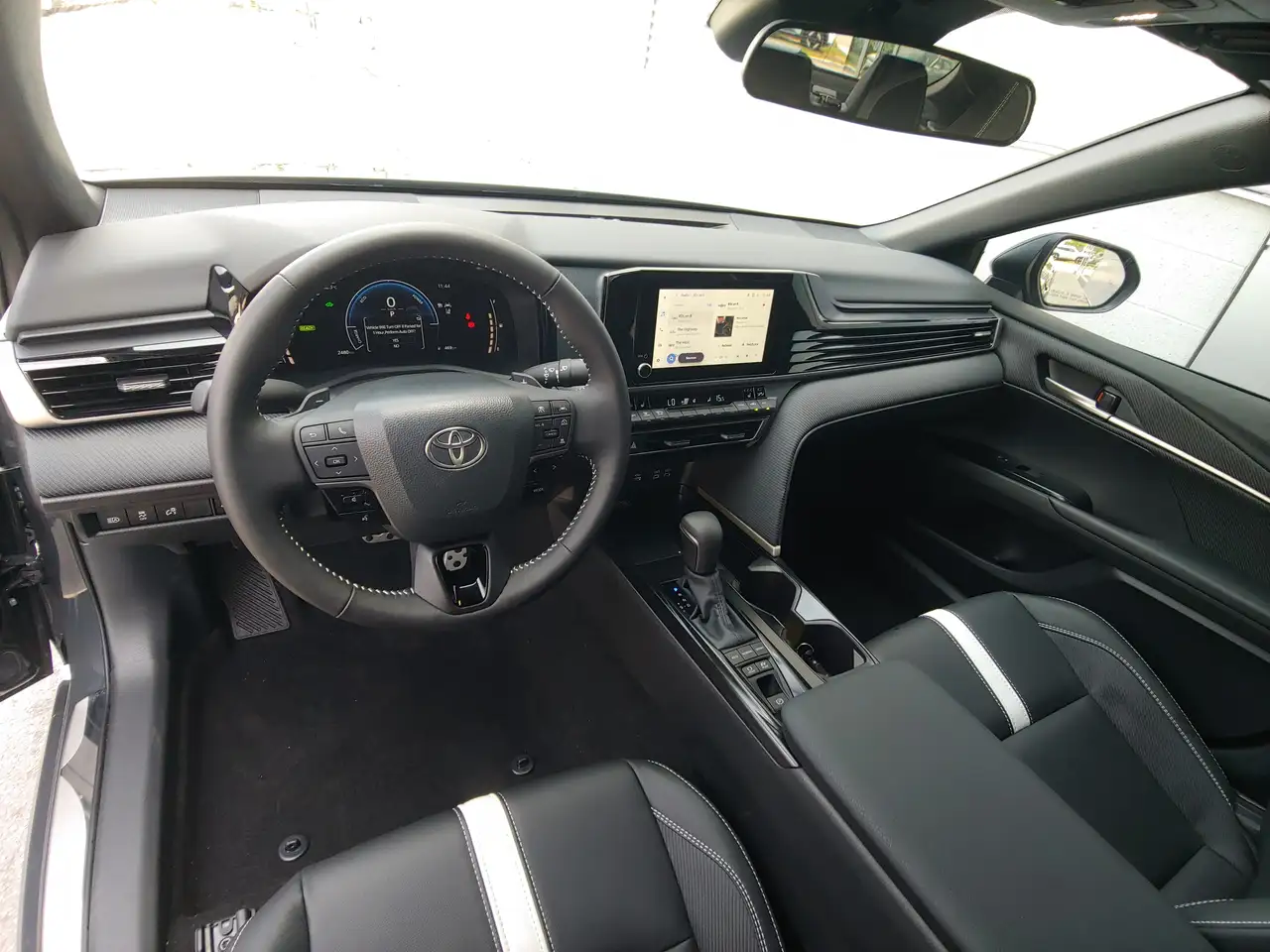 Toyota Camry photo Toyota Camry