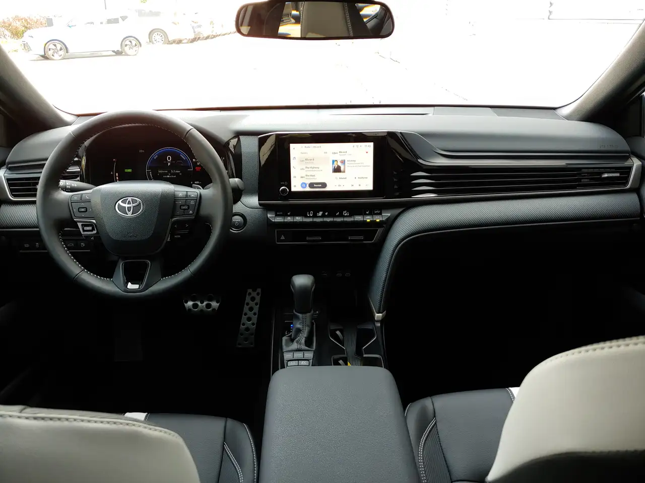 Toyota Camry photo Toyota Camry