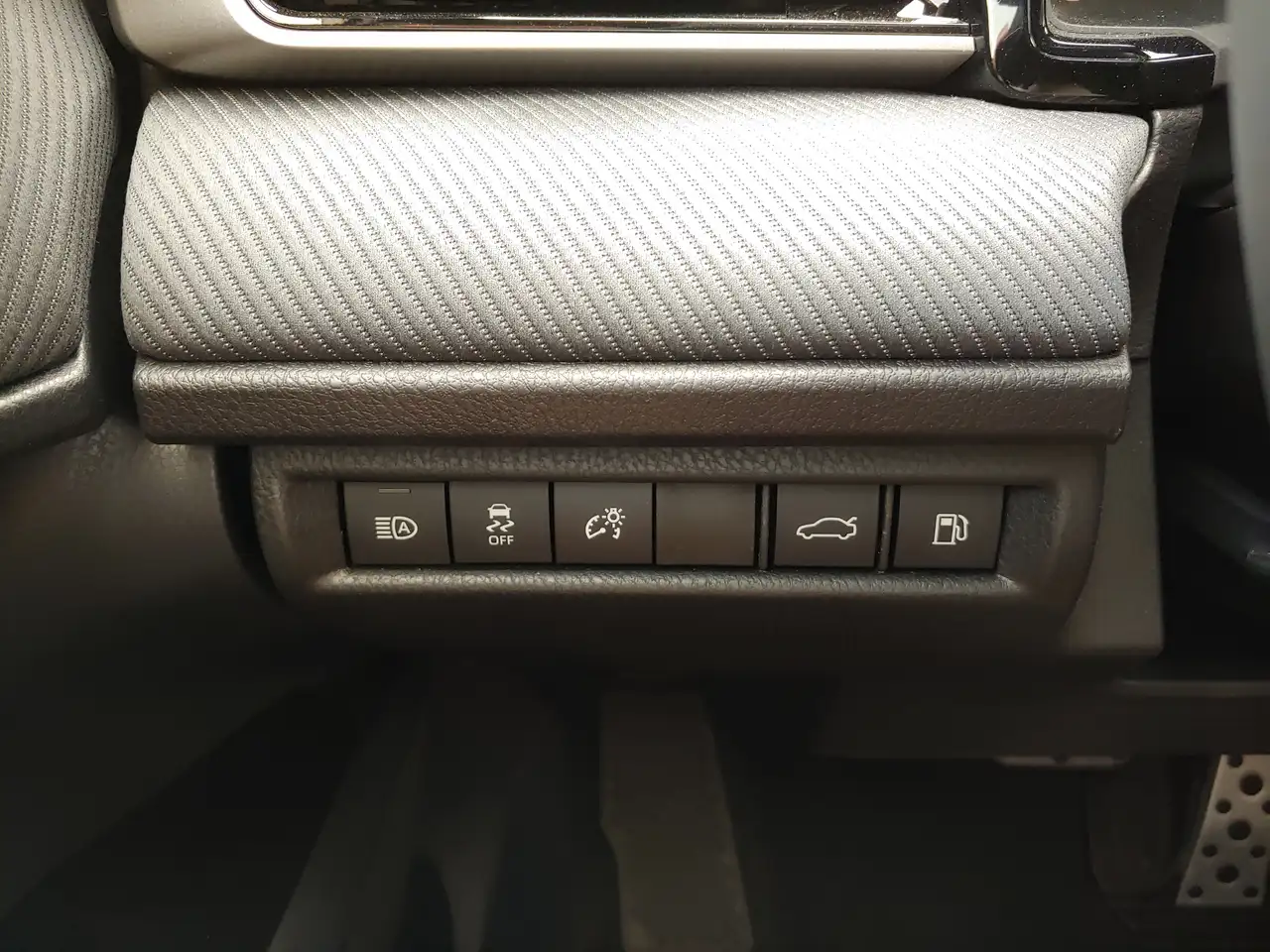 Toyota Camry photo Toyota Camry