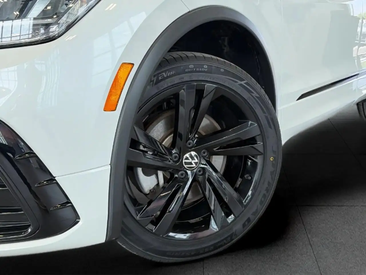 Volkswagen Tiguan снимка Volkswagen Tiguan