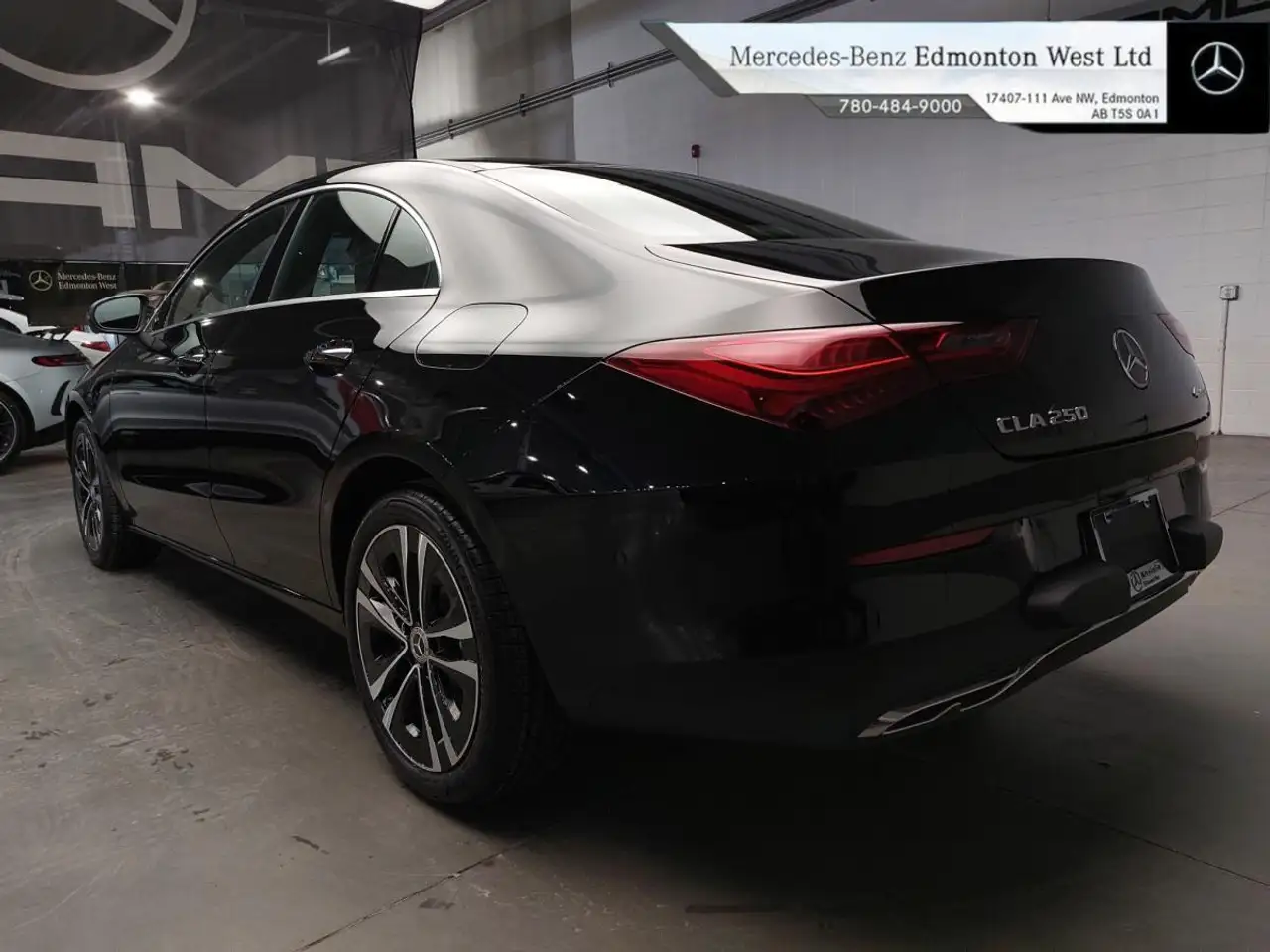 Mercedes-Benz CLA снимка Mercedes-Benz CLA