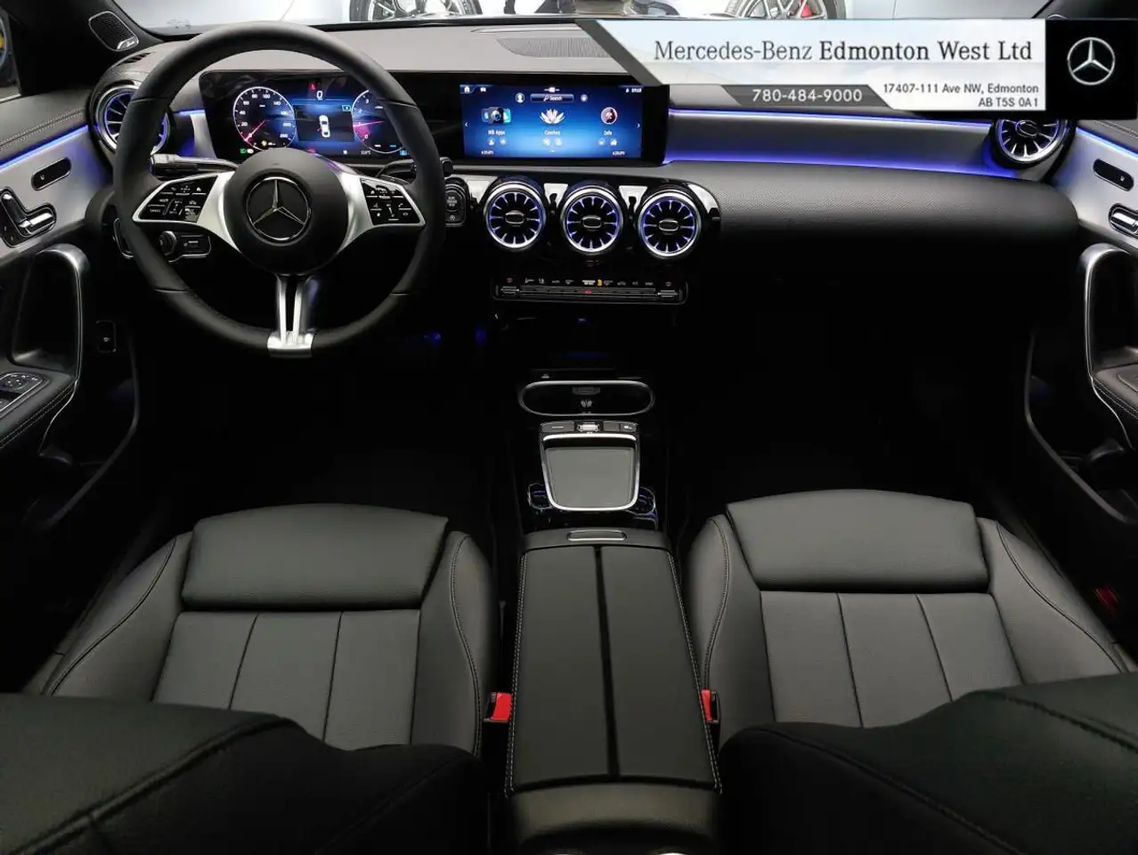 Mercedes-Benz CLA снимка Mercedes-Benz CLA