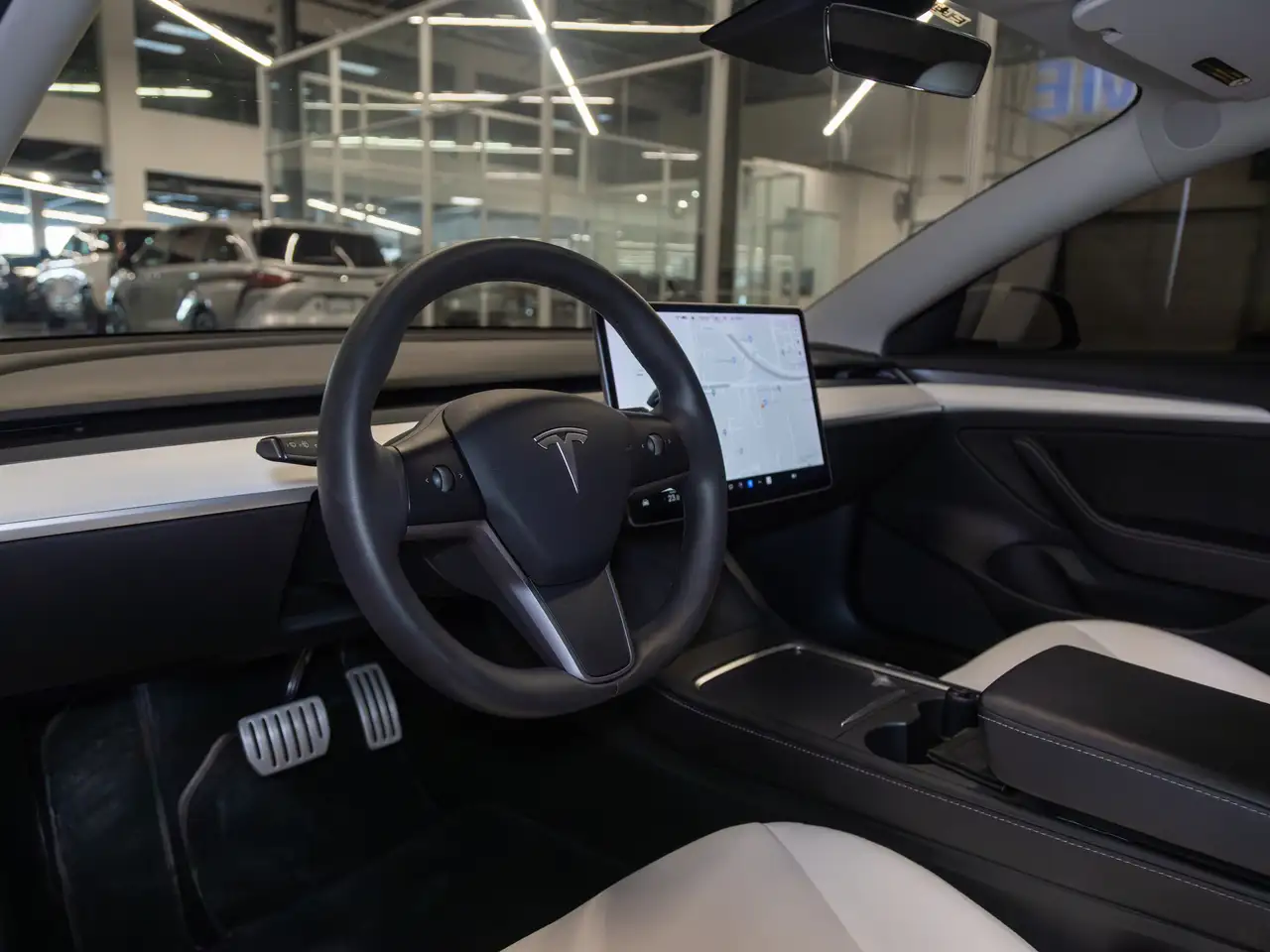 Tesla Model 3 photo Tesla Model 3
