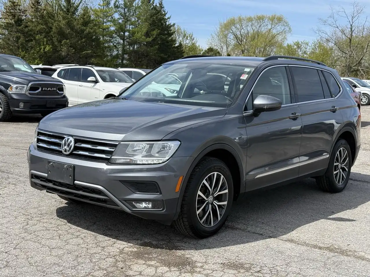 Volkswagen Tiguan снимка Volkswagen Tiguan