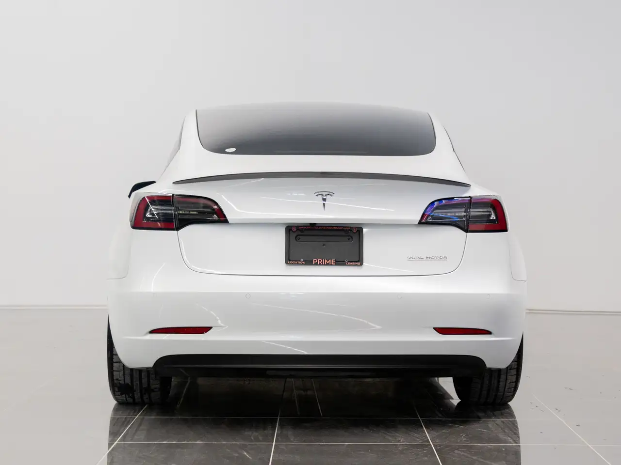 Tesla Model 3 photo Tesla Model 3