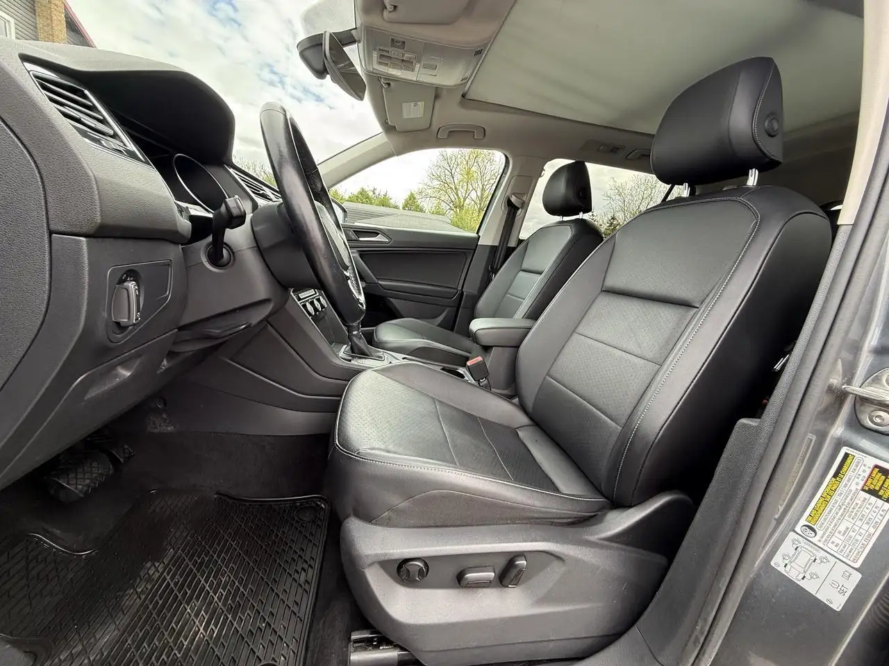 Volkswagen Tiguan снимка Volkswagen Tiguan