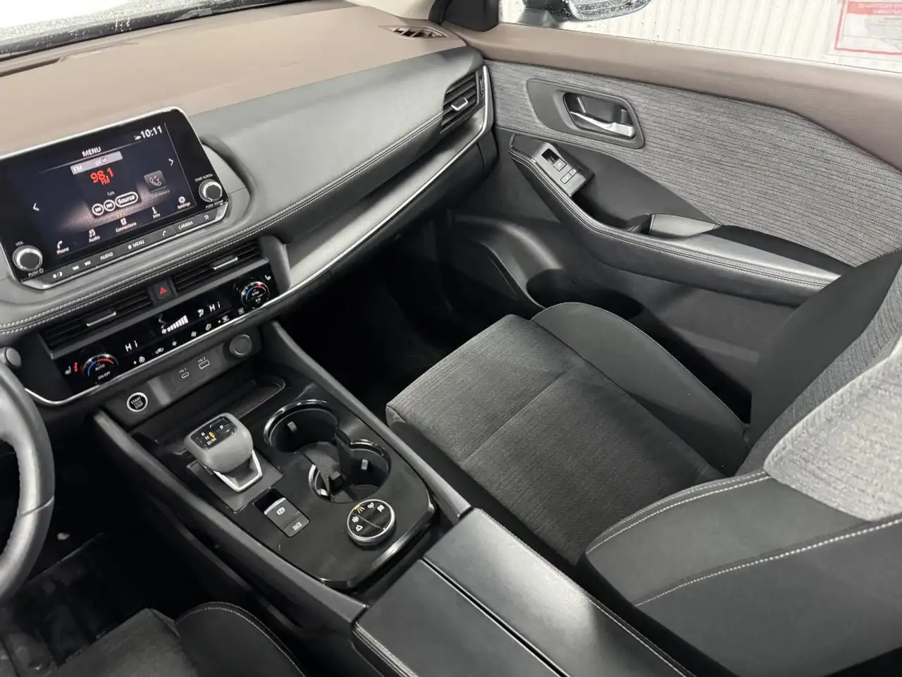 Nissan Rogue photo Nissan Rogue