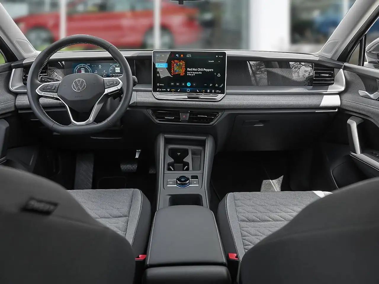 Volkswagen Tiguan снимка Volkswagen Tiguan