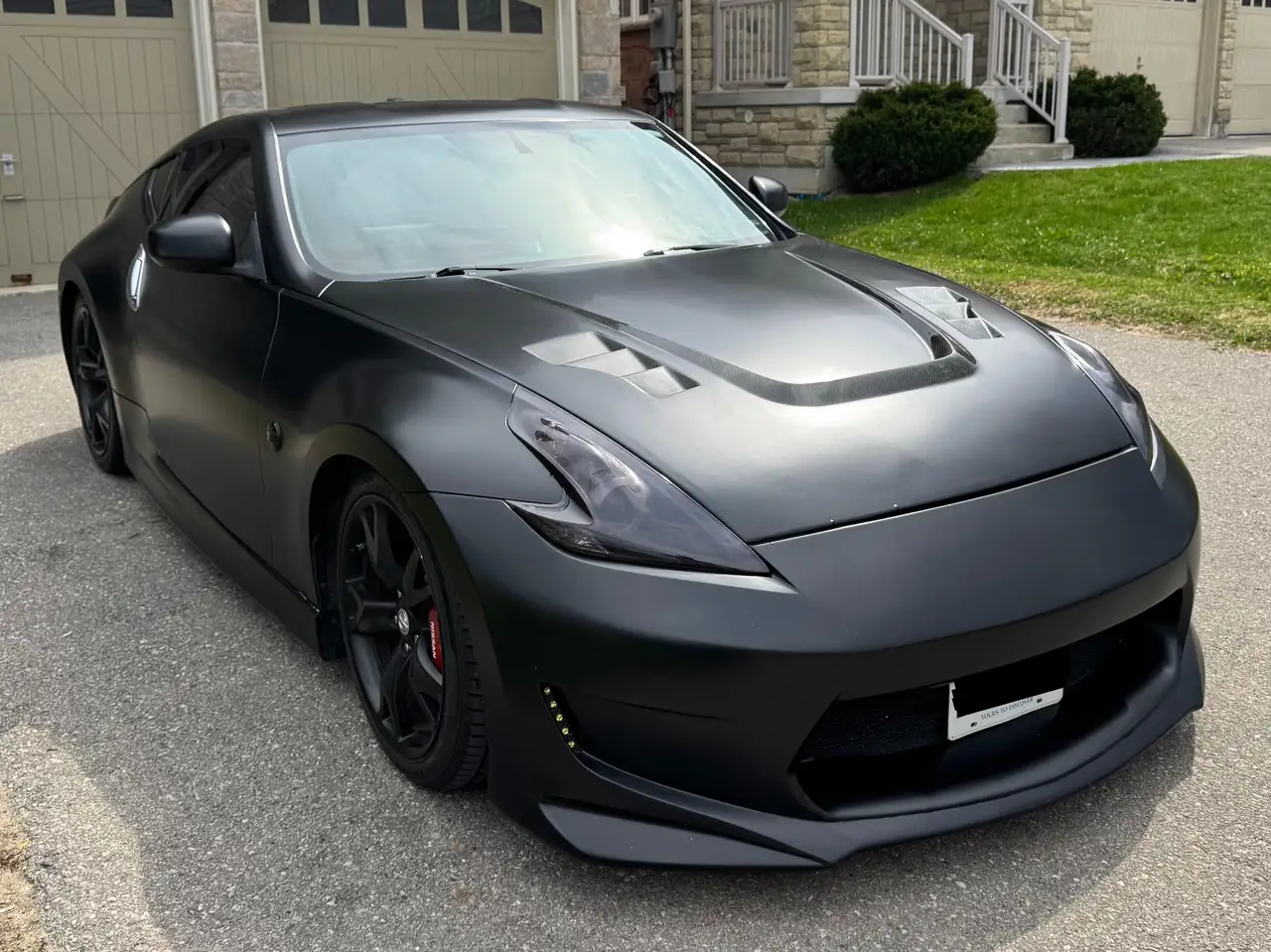 Nissan 370Z снимка Nissan 370Z