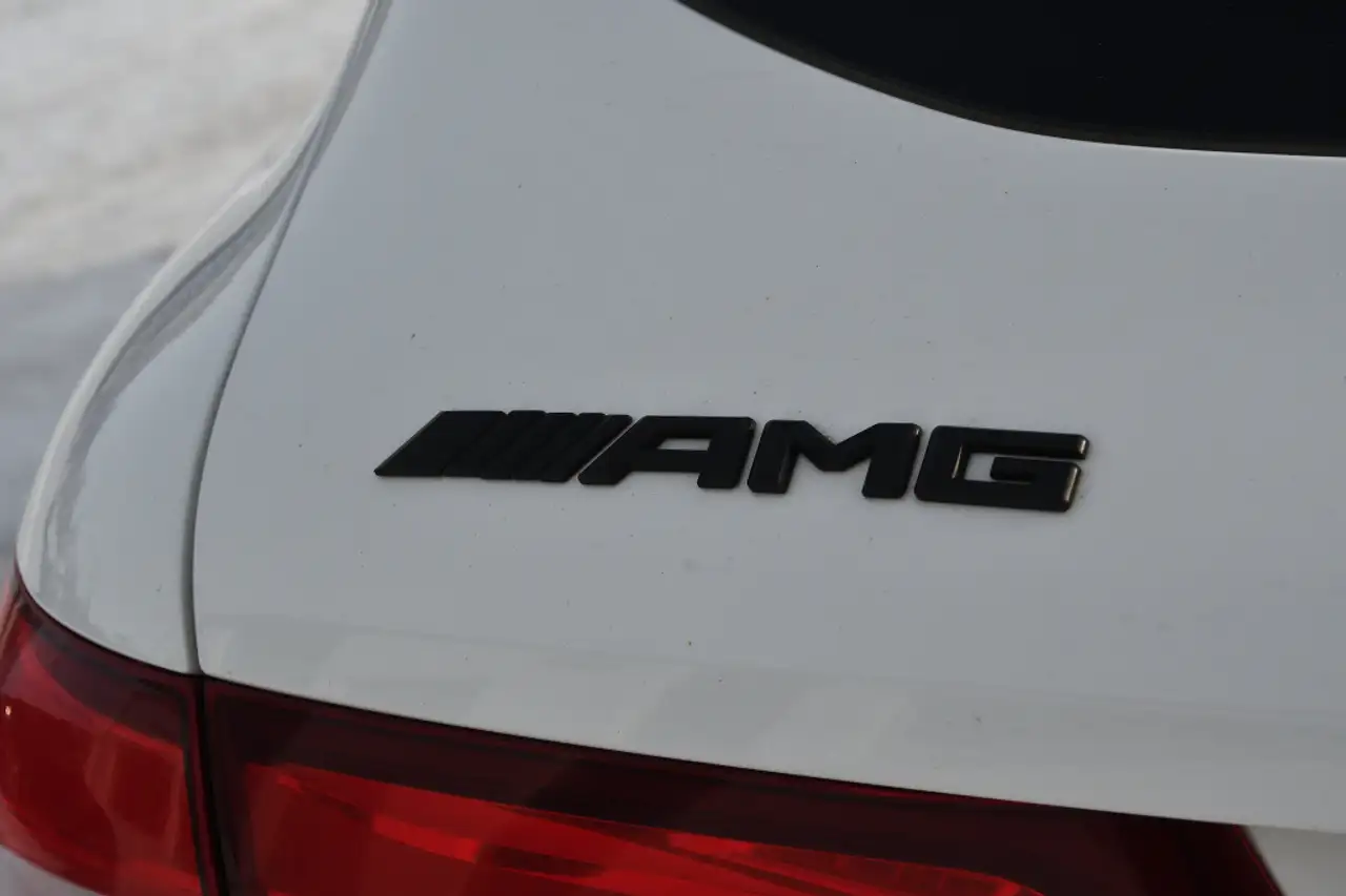 Mercedes-Benz GLC photo Mercedes-Benz GLC