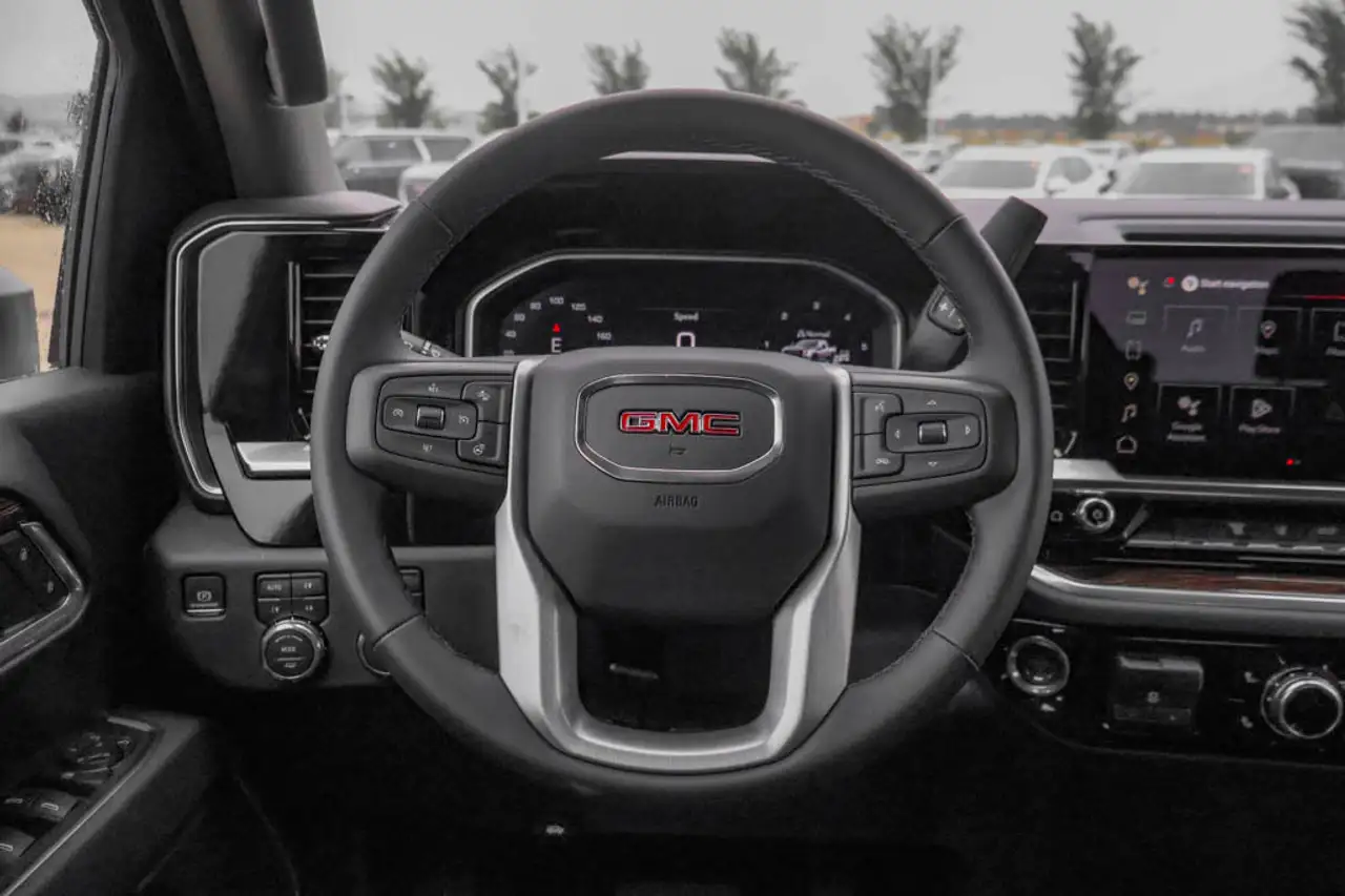GMC Sierra 3500HD photo GMC Sierra 3500HD