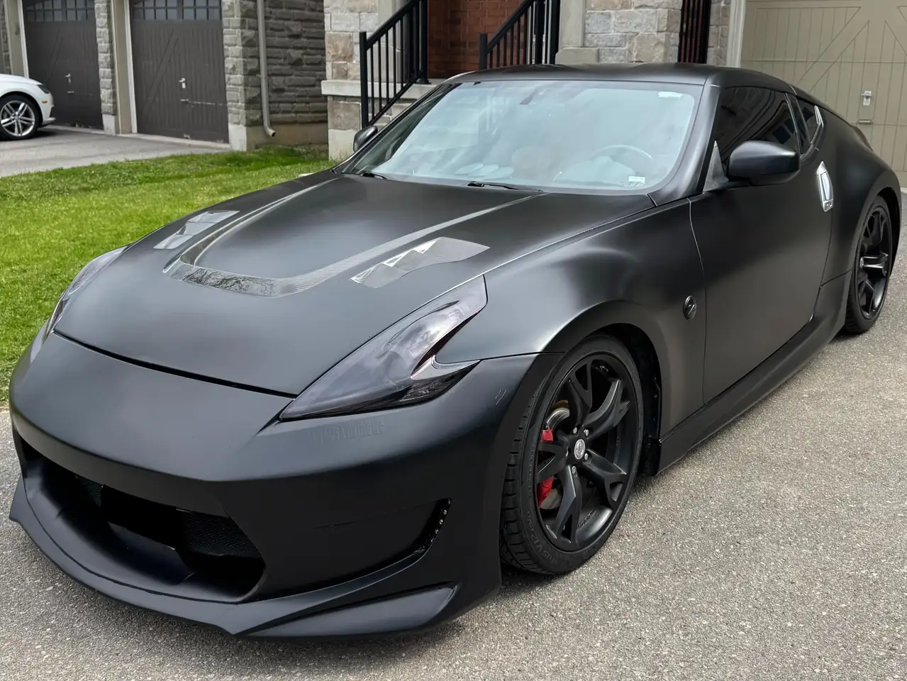 Nissan 370Z снимка Nissan 370Z