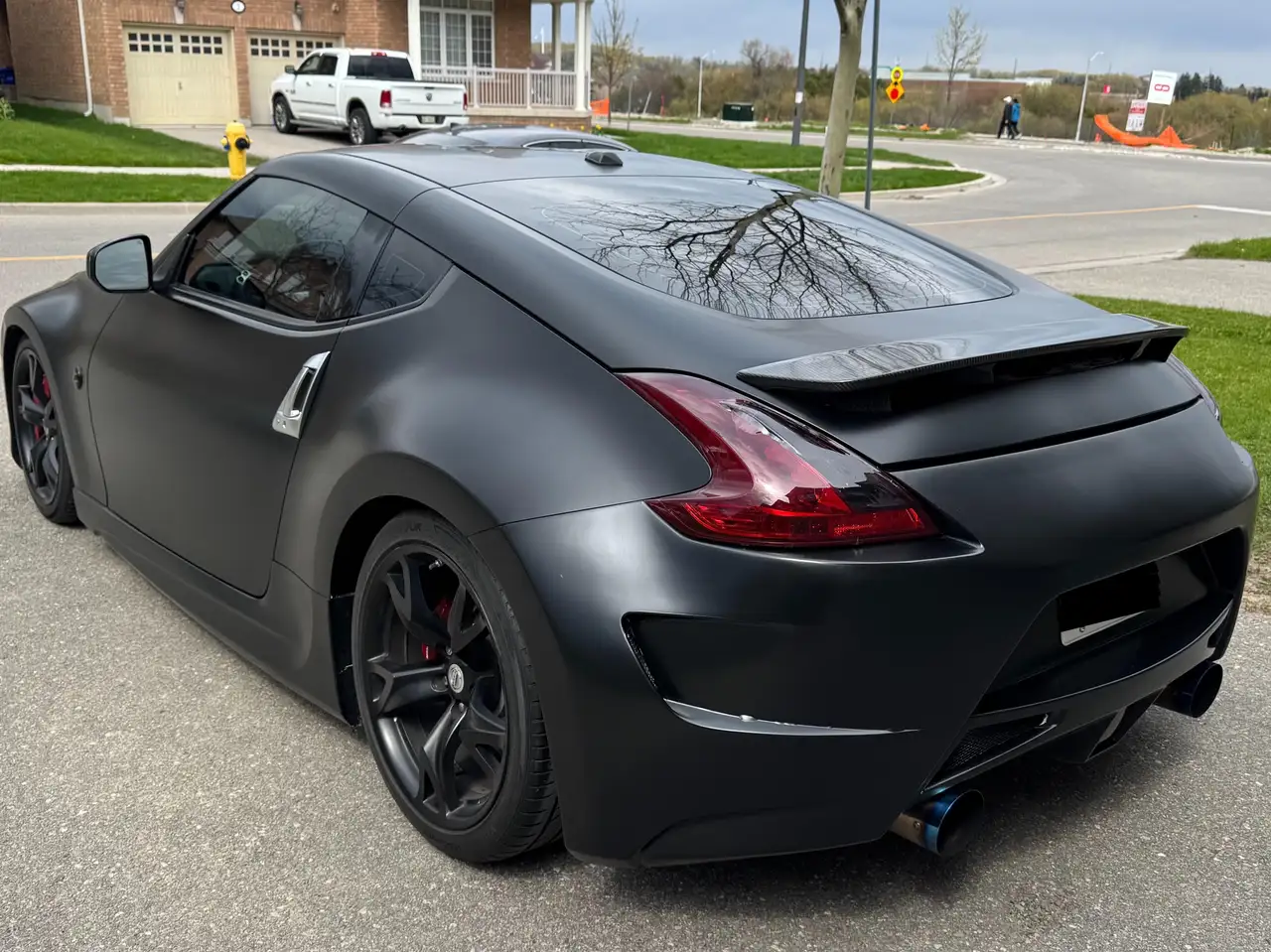 Nissan 370Z снимка Nissan 370Z