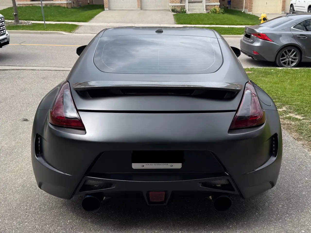 Nissan 370Z снимка Nissan 370Z