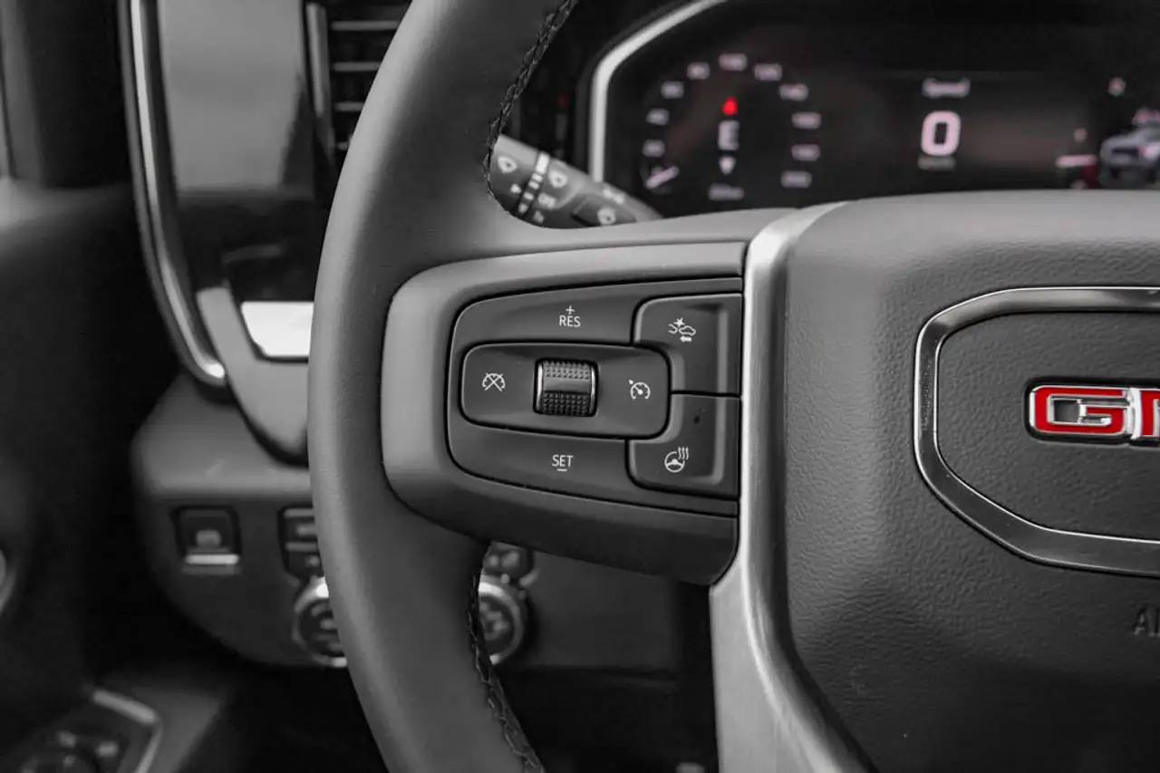 GMC Sierra 3500HD photo GMC Sierra 3500HD