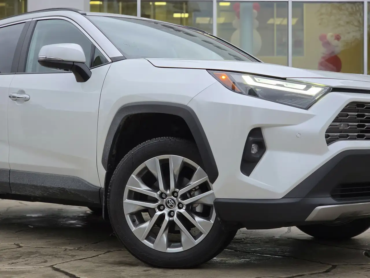 Toyota RAV 4 снимка Toyota RAV 4