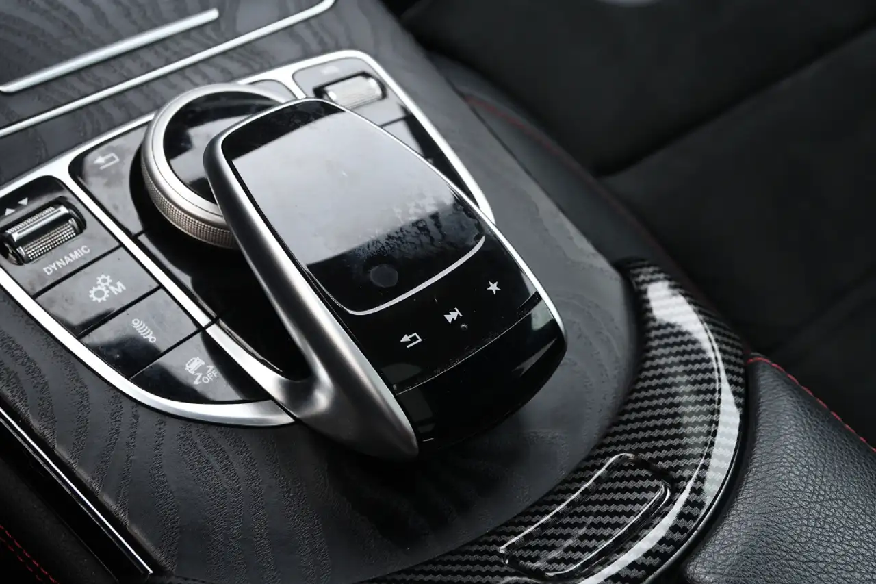 Mercedes-Benz GLC photo Mercedes-Benz GLC