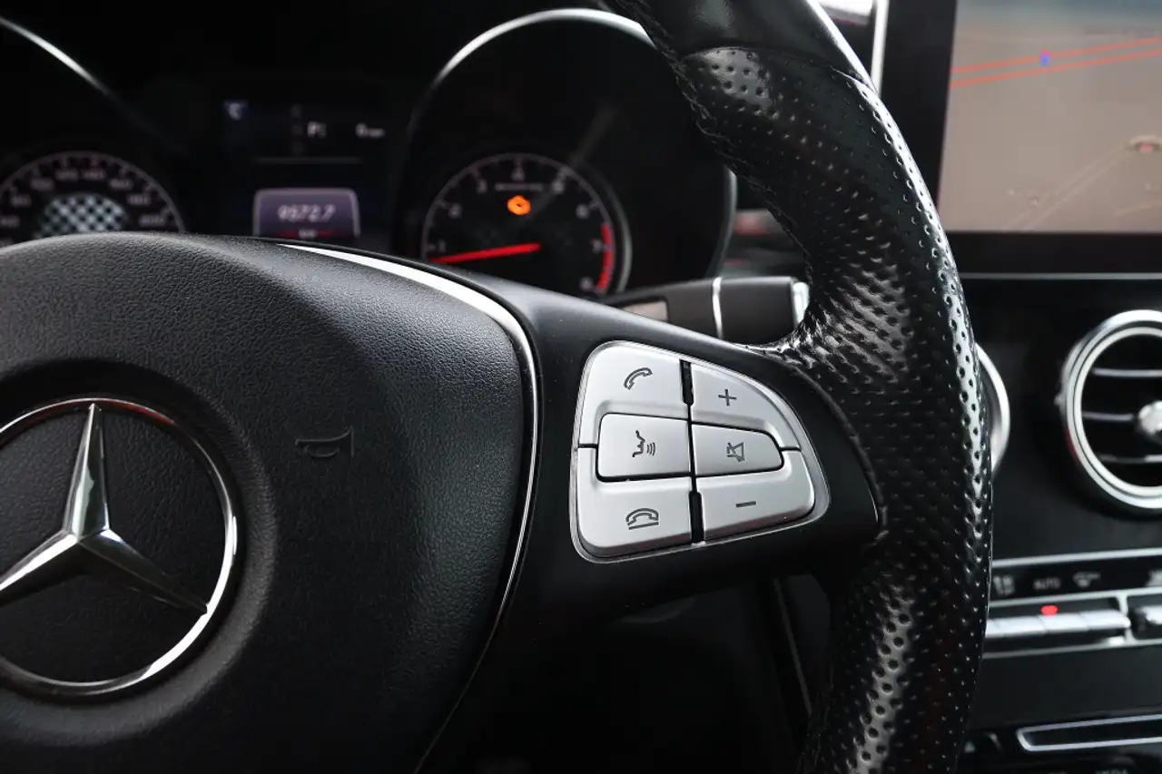 Mercedes-Benz GLC photo Mercedes-Benz GLC