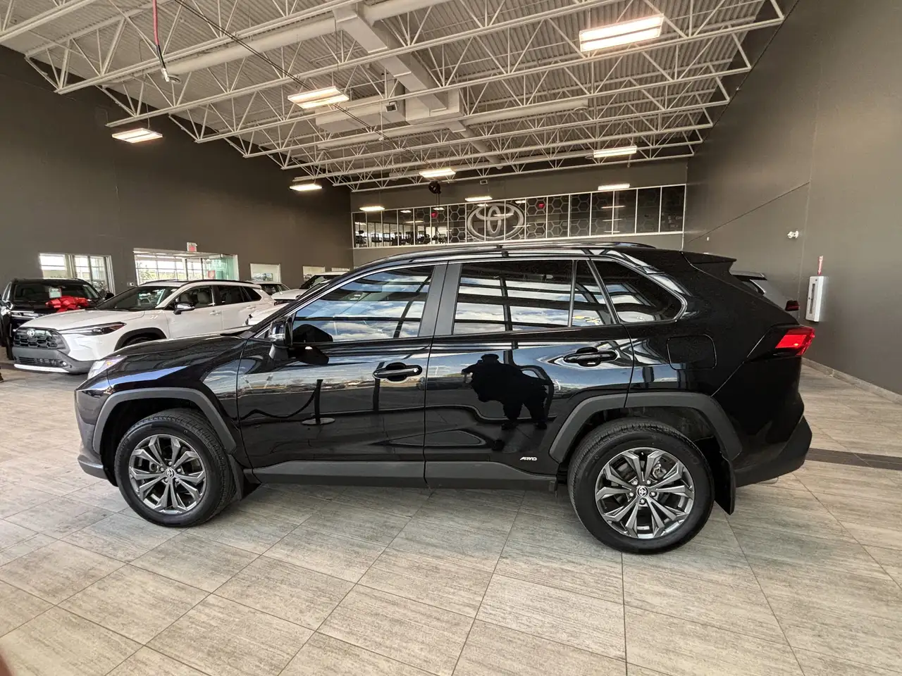 Toyota RAV 4 снимка Toyota RAV 4