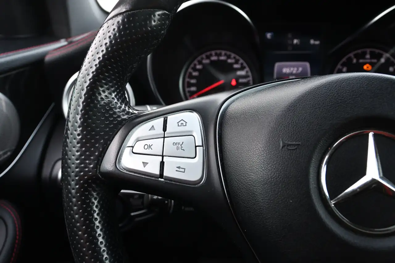 Mercedes-Benz GLC photo Mercedes-Benz GLC