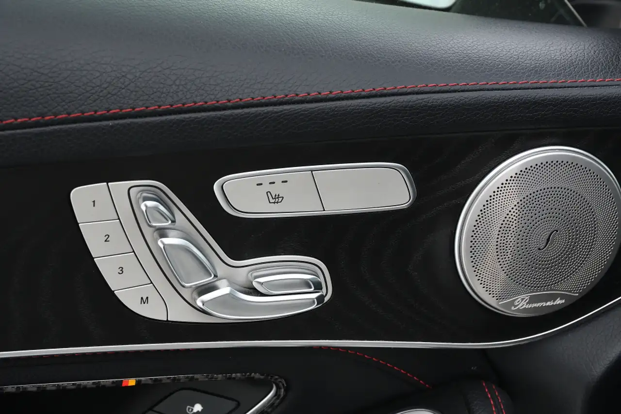 Mercedes-Benz GLC photo Mercedes-Benz GLC