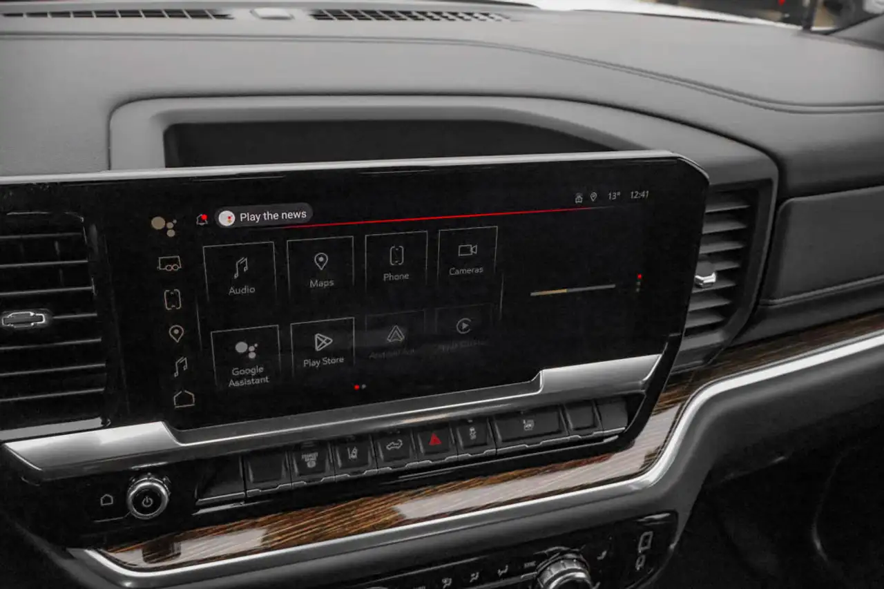 GMC Sierra 3500HD photo GMC Sierra 3500HD
