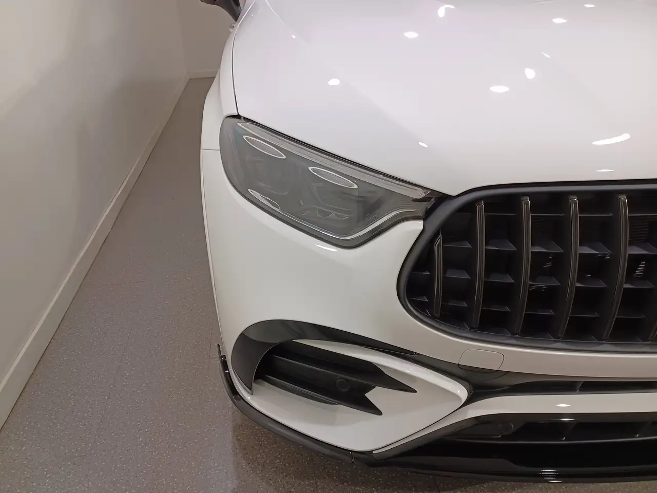 Mercedes-Benz GLC снимка Mercedes-Benz GLC