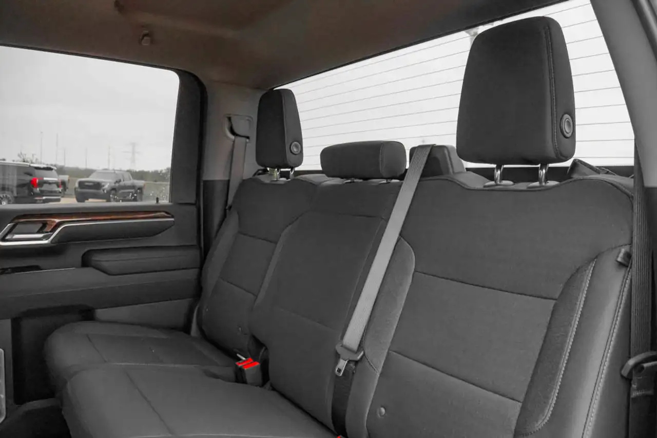 GMC Sierra 3500HD photo GMC Sierra 3500HD