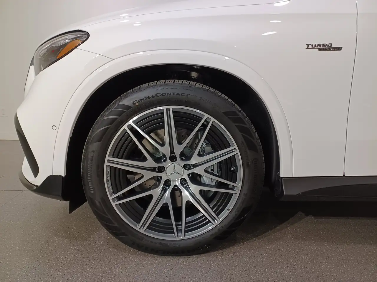 Mercedes-Benz GLC снимка Mercedes-Benz GLC