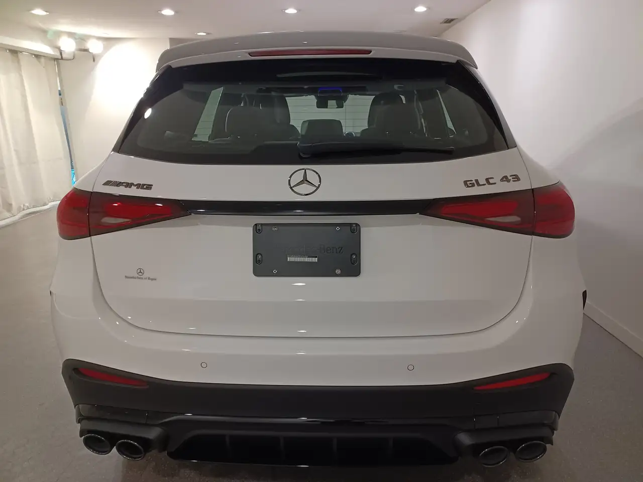 Mercedes-Benz GLC снимка Mercedes-Benz GLC