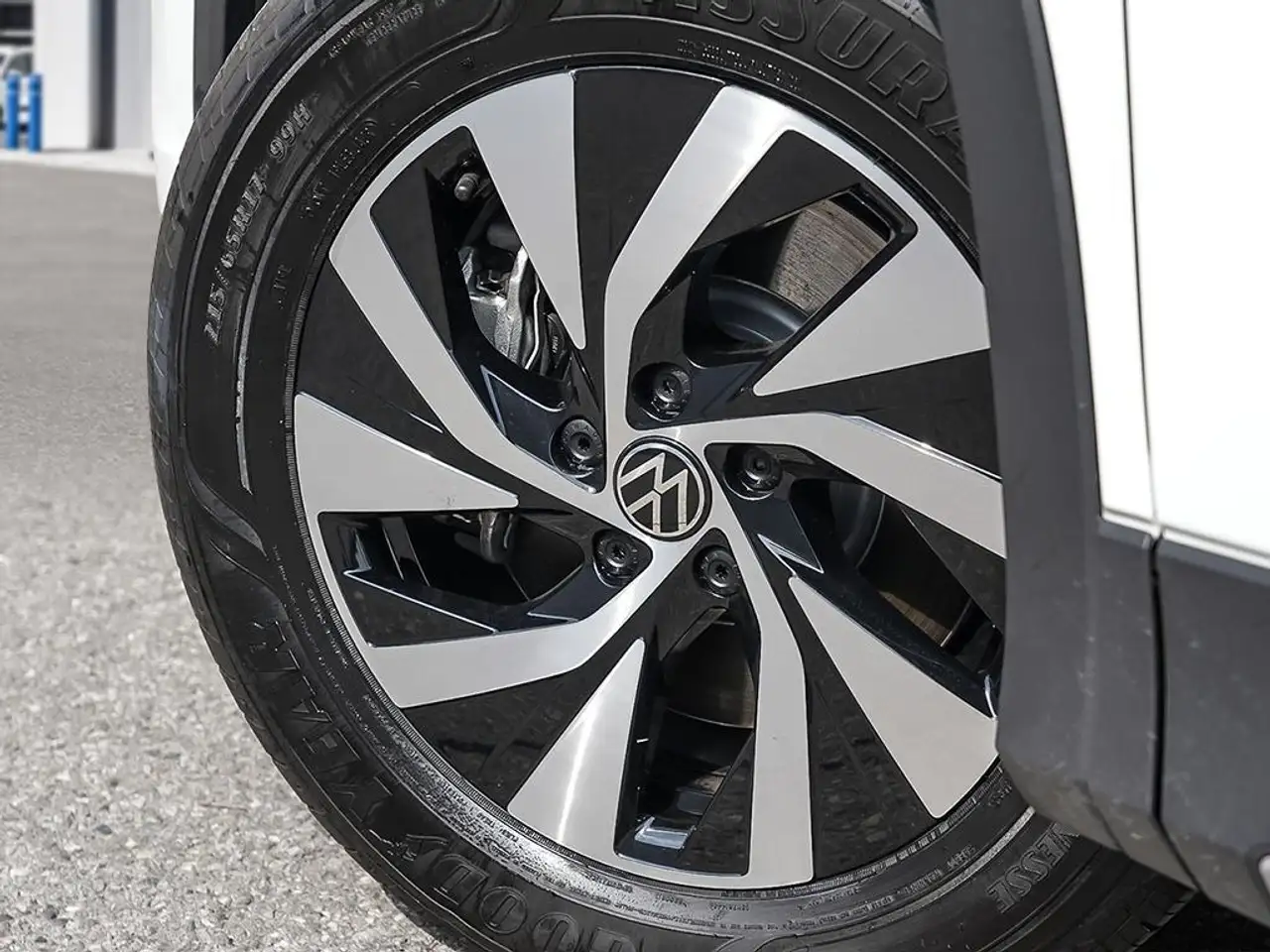 Volkswagen Tiguan снимка Volkswagen Tiguan