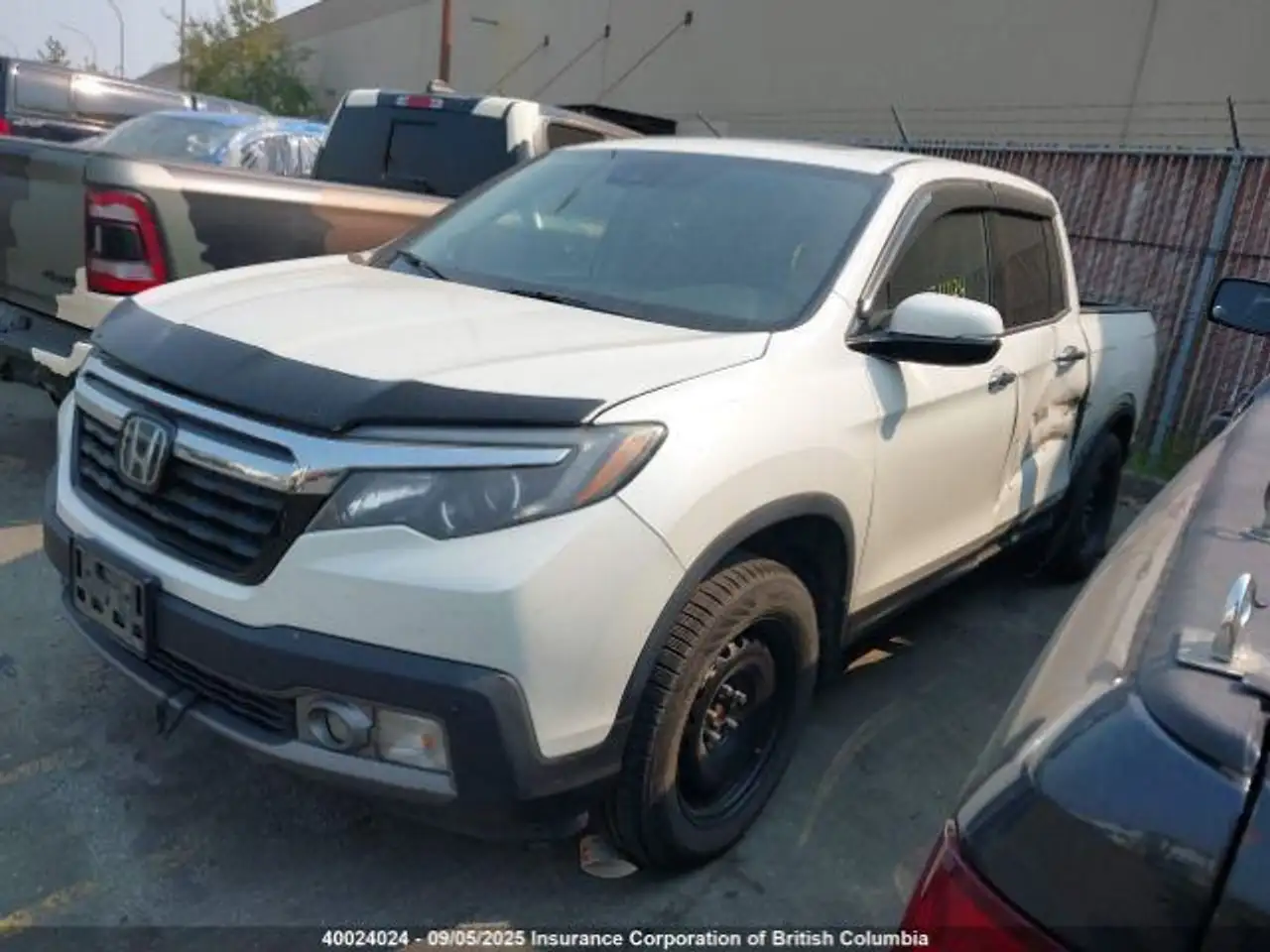 Honda Ridgeline photo Honda Ridgeline