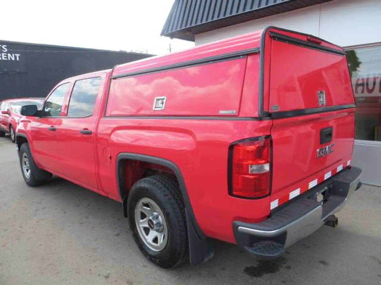 GMC Sierra 1500 снимка GMC Sierra 1500