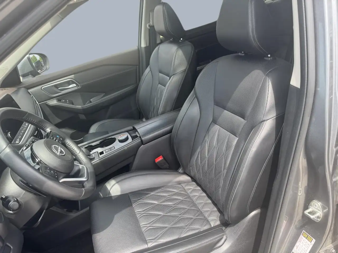 Nissan Rogue photo Nissan Rogue