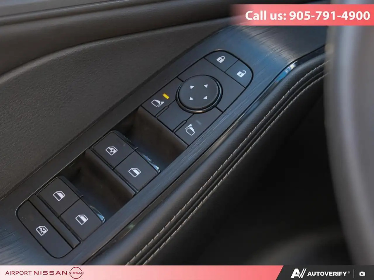 Nissan Rogue fotografie Nissan Rogue