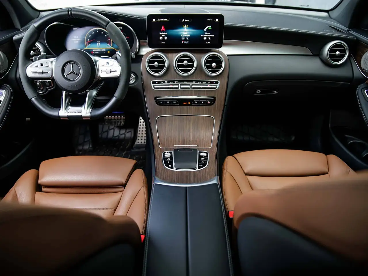 Mercedes-Benz GLC снимка Mercedes-Benz GLC