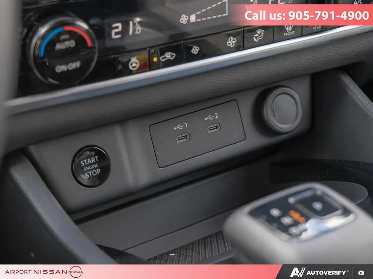 Nissan Rogue fotografie Nissan Rogue