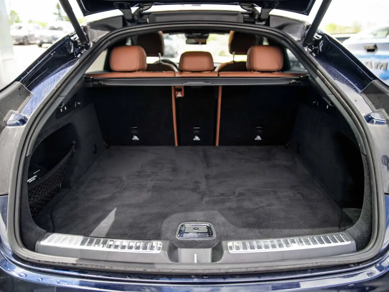 Mercedes-Benz GLC снимка Mercedes-Benz GLC