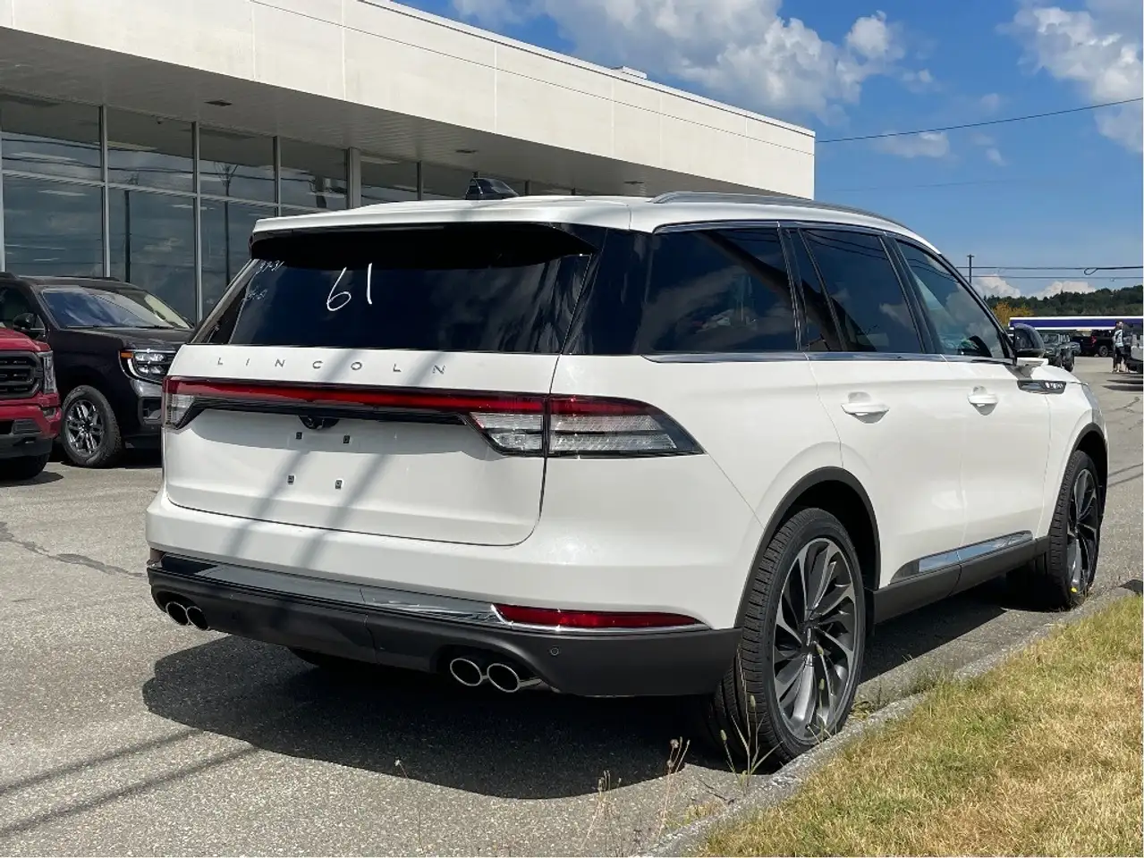 Lincoln Aviator снимка Lincoln Aviator