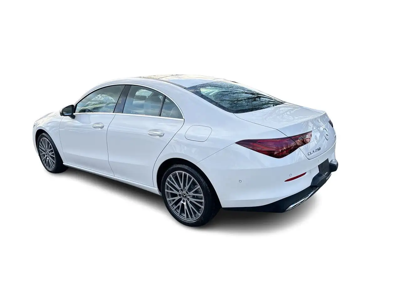 Mercedes-Benz CLA снимка Mercedes-Benz CLA