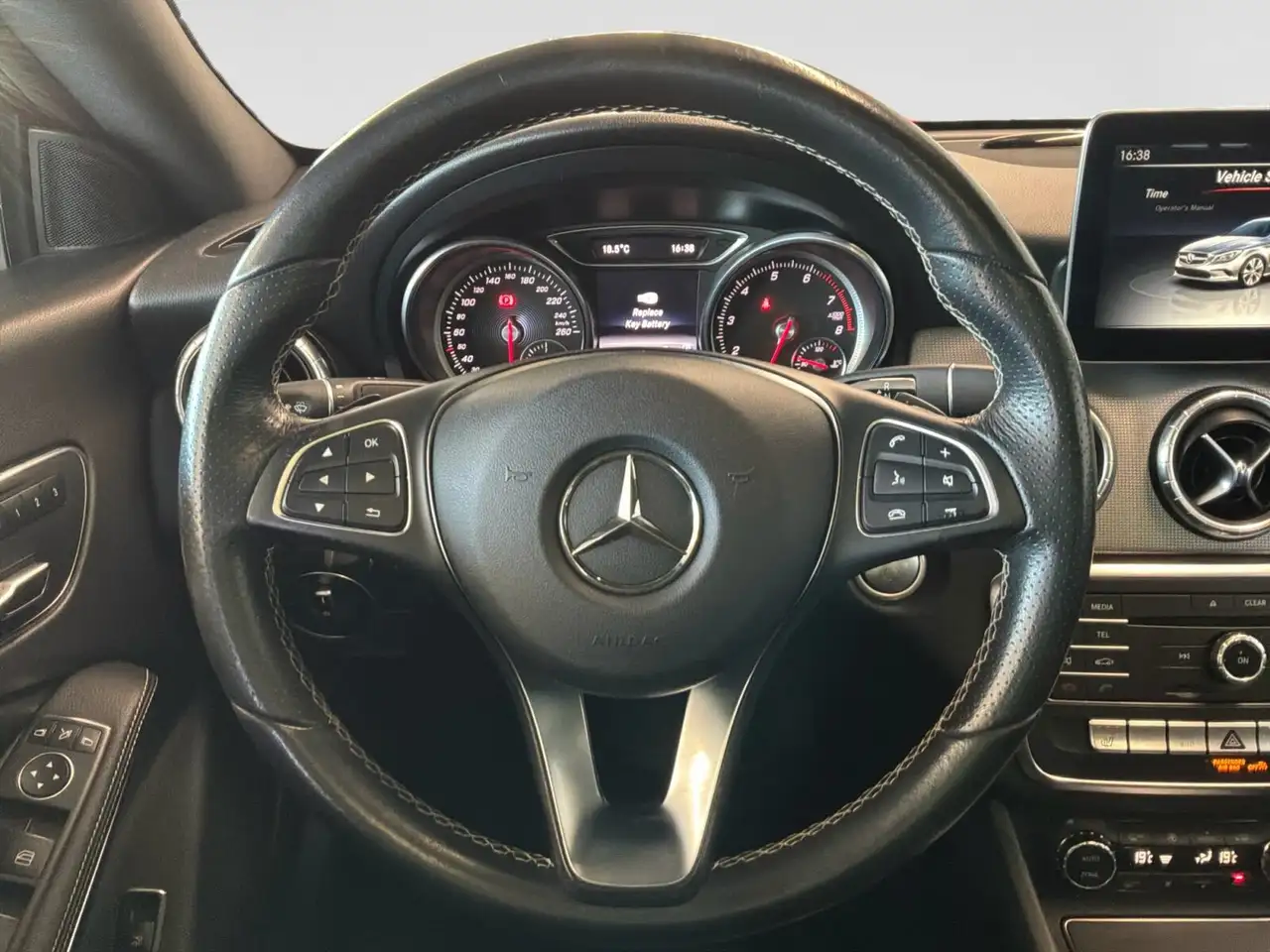 Mercedes-Benz CLA fotografie Mercedes-Benz CLA