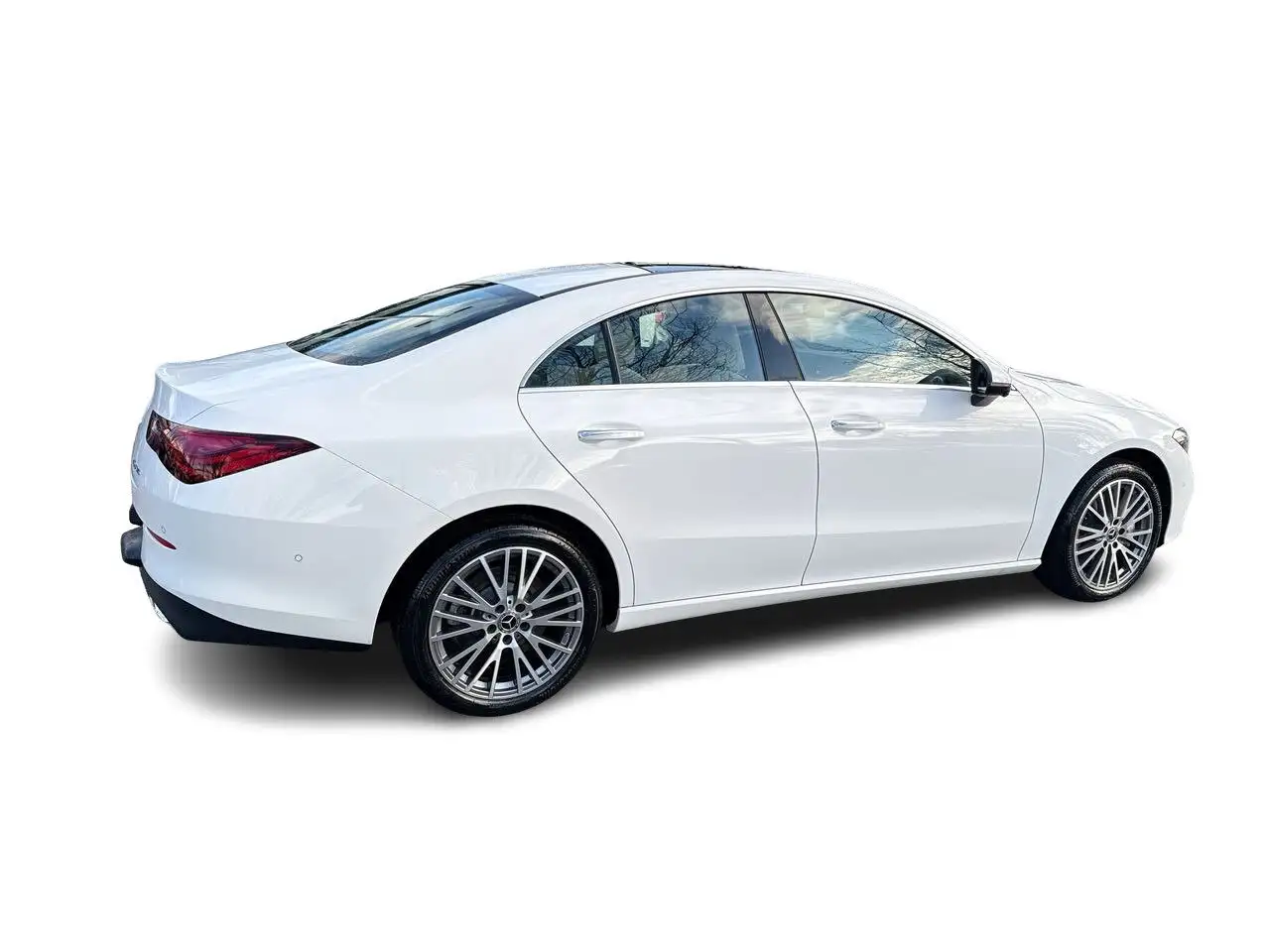 Mercedes-Benz CLA снимка Mercedes-Benz CLA