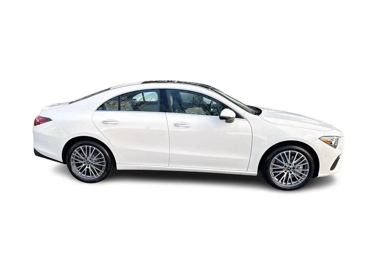 Mercedes-Benz CLA снимка Mercedes-Benz CLA