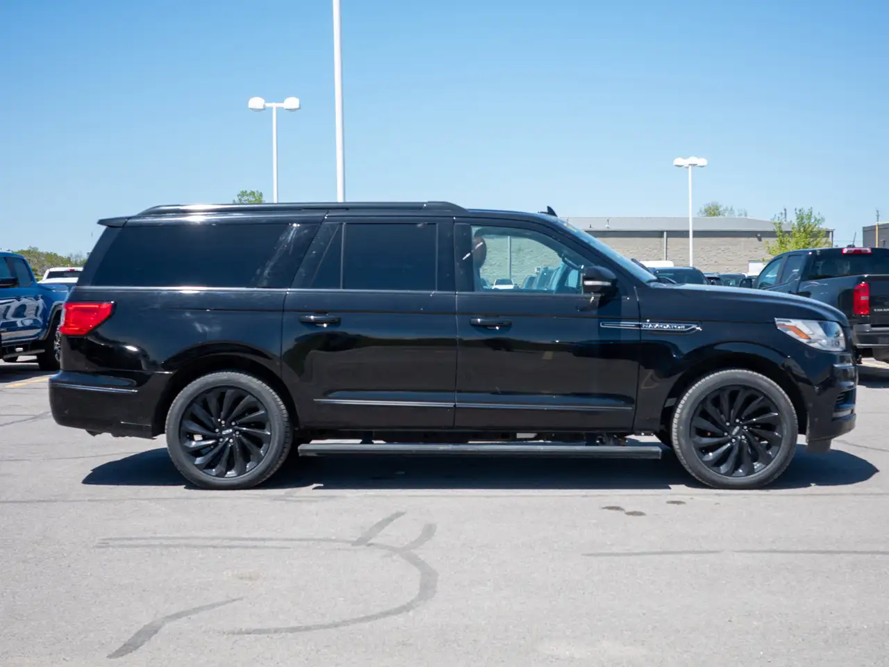 Lincoln Navigator photo Lincoln Navigator